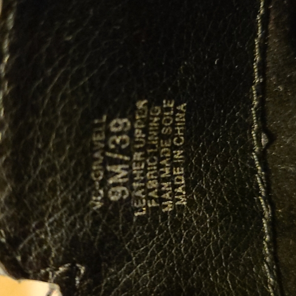 VINCE CAMUTO BLACK LEATHER STRAPPY ANKLE BOOTS sz 9 - Picture 9 of 9